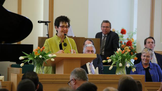 Præsident Uchtdorf hustru